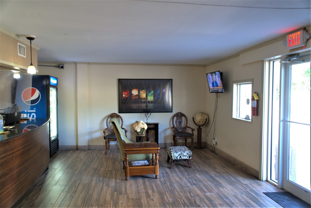 Eastern Shore Motel - featured photo