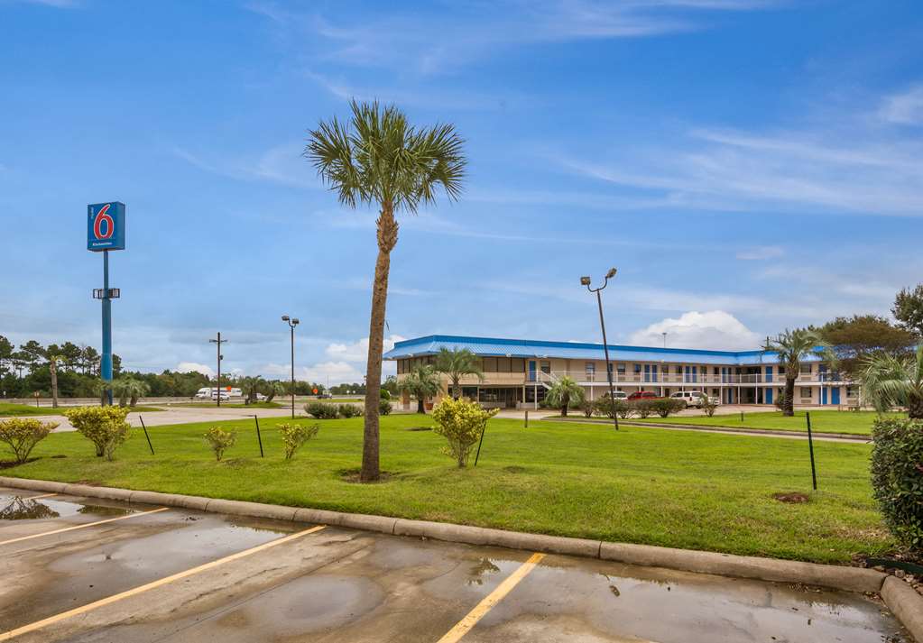 Motel 6 Winnie TX - photo 15