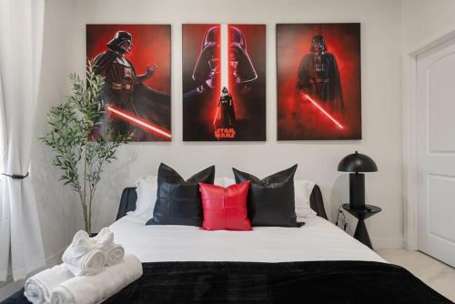 Darth Vaders Lair 10 mins to Disney Sleeps 6 in Anaheim, United States