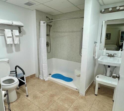 Eagles Nest Hotel - photo 14