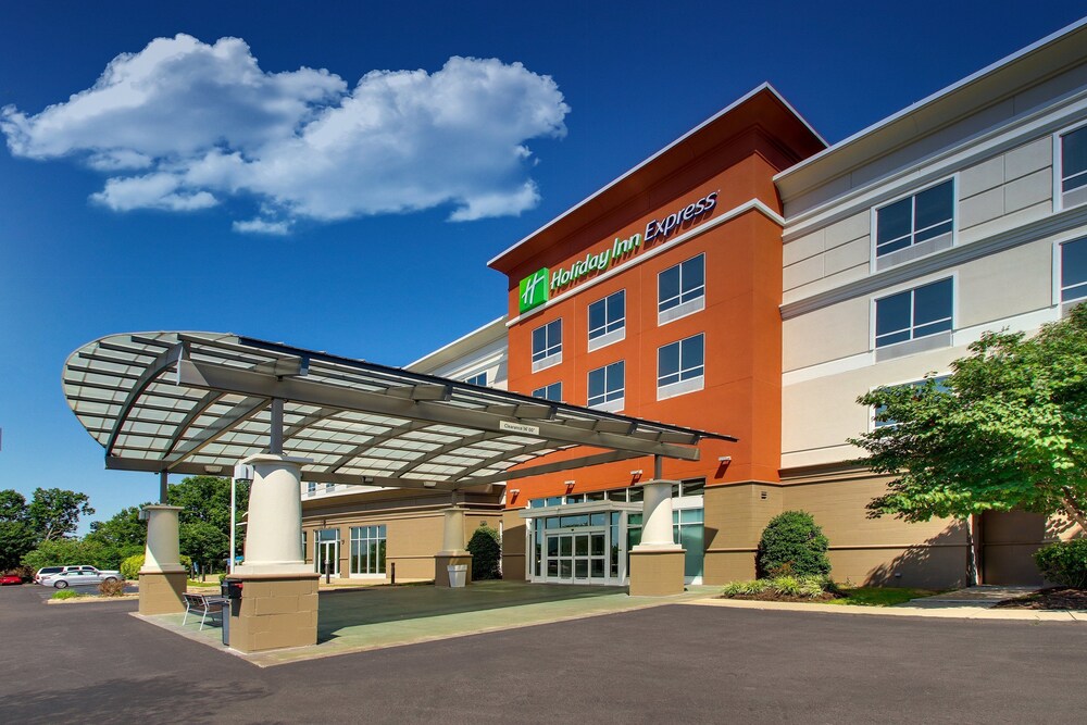 Holiday Inn Express Lexington North Georgetown by IHG - photo 35