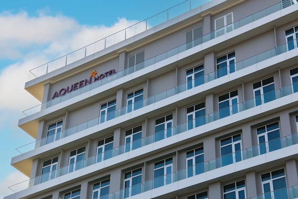 Aqueen Hotel Paya Lebar — 4-Star Luxury Hotel in Singapore, Singapore