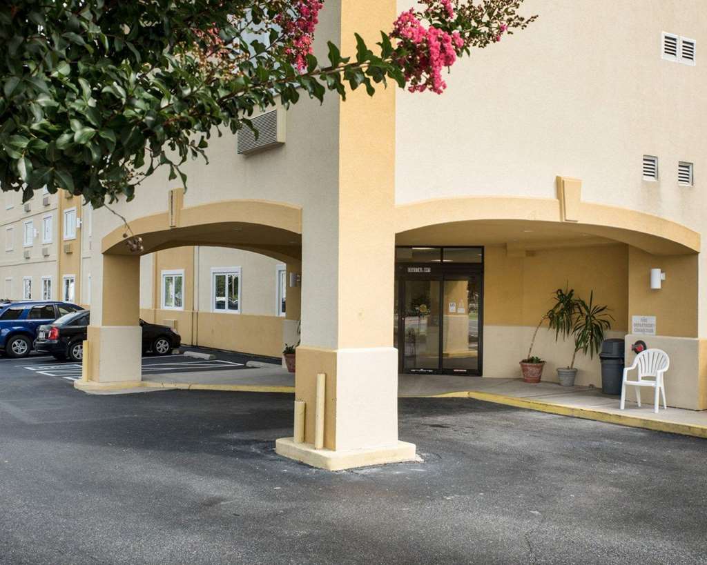 Quality Inn & Suites Rehoboth Beach Dewey