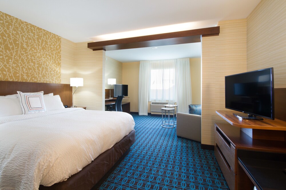 Fairfield Inn & Suites by Marriott Buffalo Amherst University - photo 18