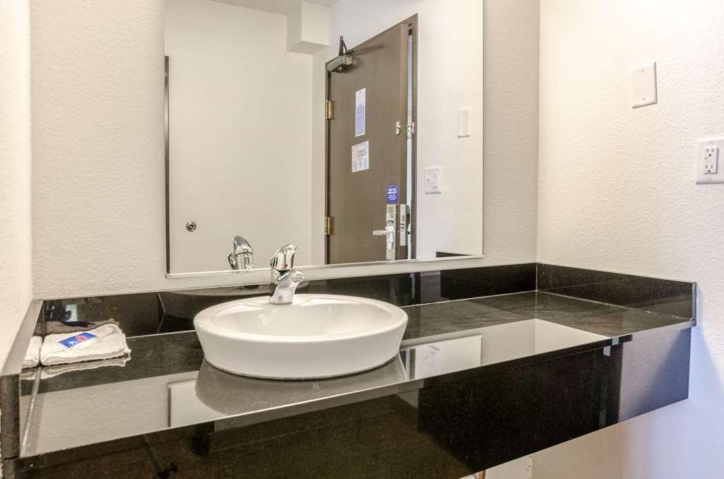 Motel 6 York NE - photo 33