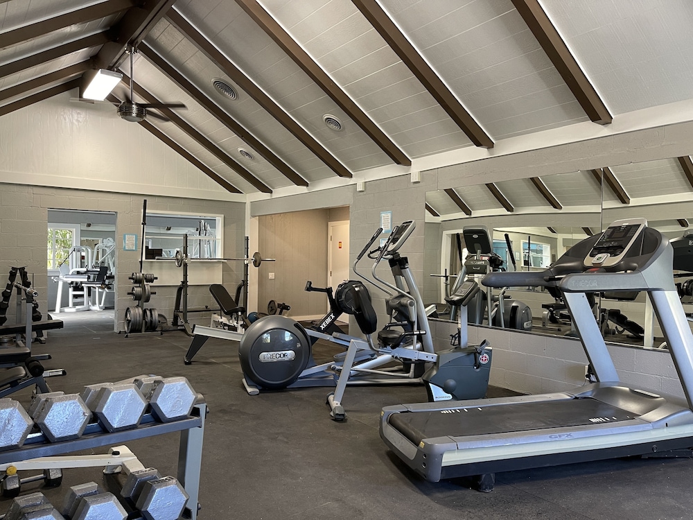 Surrey Resort - photo 15
