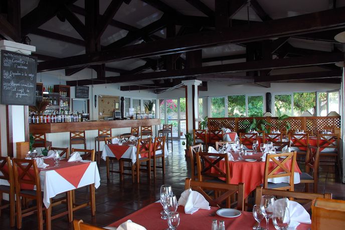 Allamanda Hotel — hotel in Antsiranana