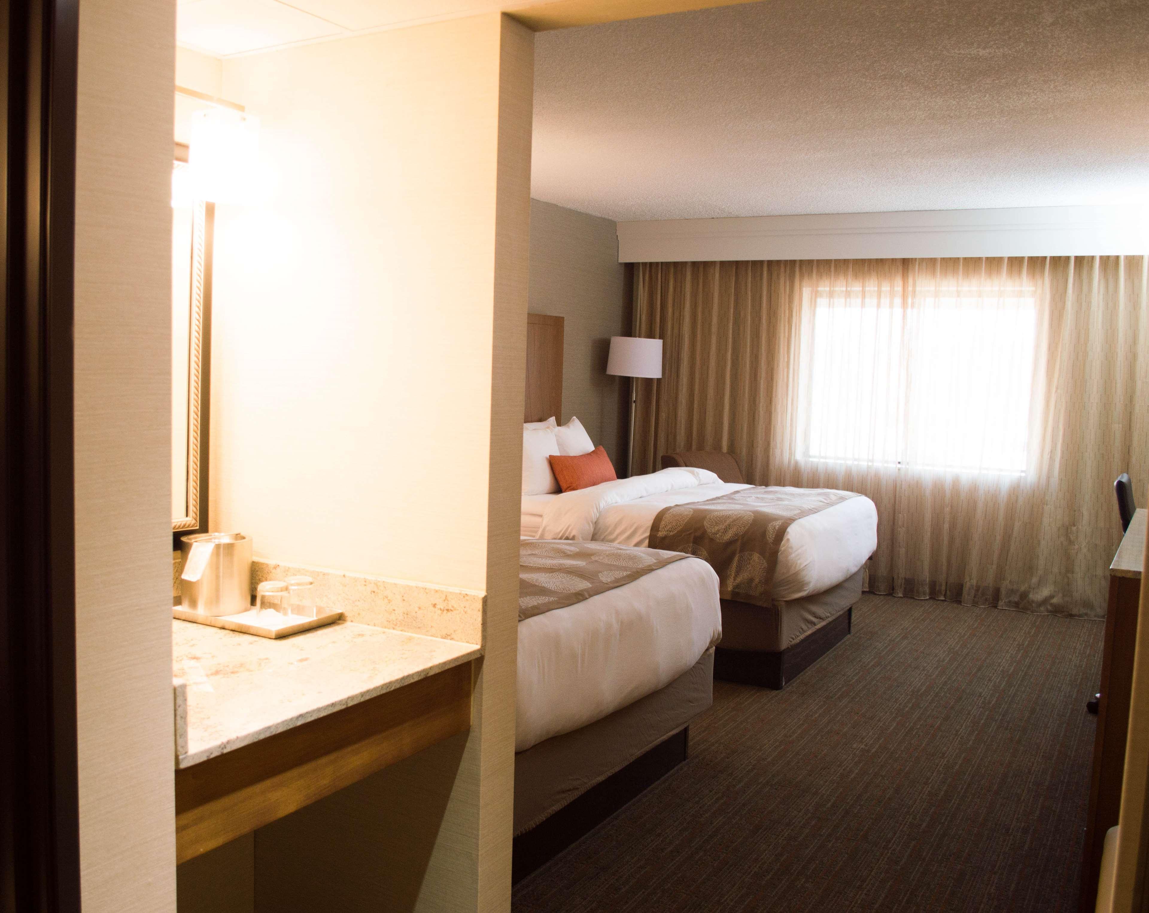 Radisson Hotel Detroit Farmington Hills - photo 10