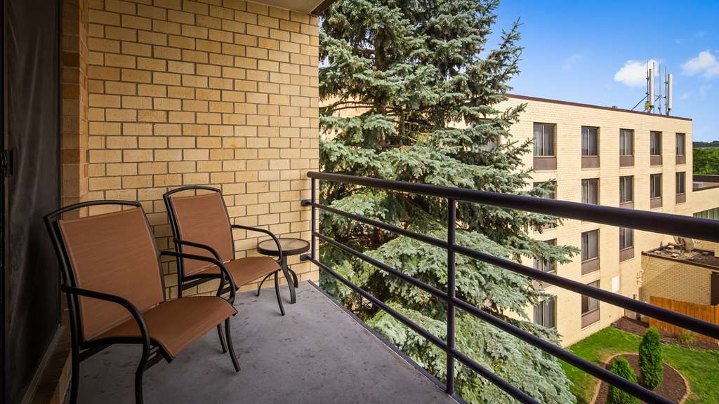 Best Western East Towne Suites - photo 23