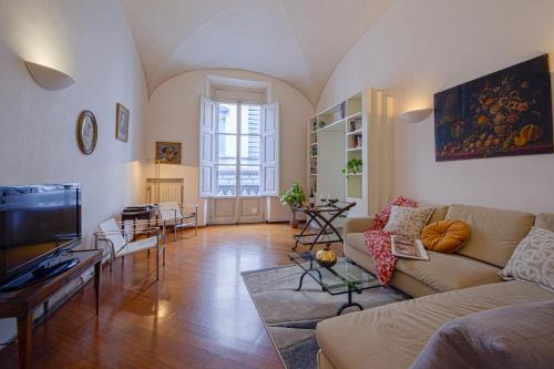Lungarno Prestige Residenza Nobiliare — 4-Star Luxury Hotel in Florence, Italy