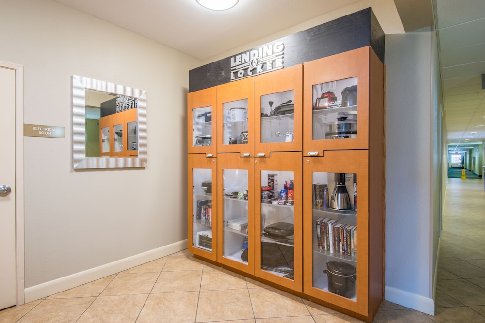 Candlewood Suites Jefferson City by IHG - photo 30