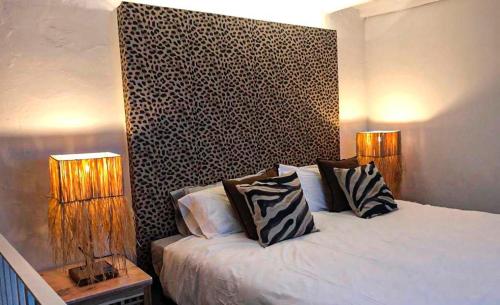 Mata Hari - carbon neutral hotel in Unknown City