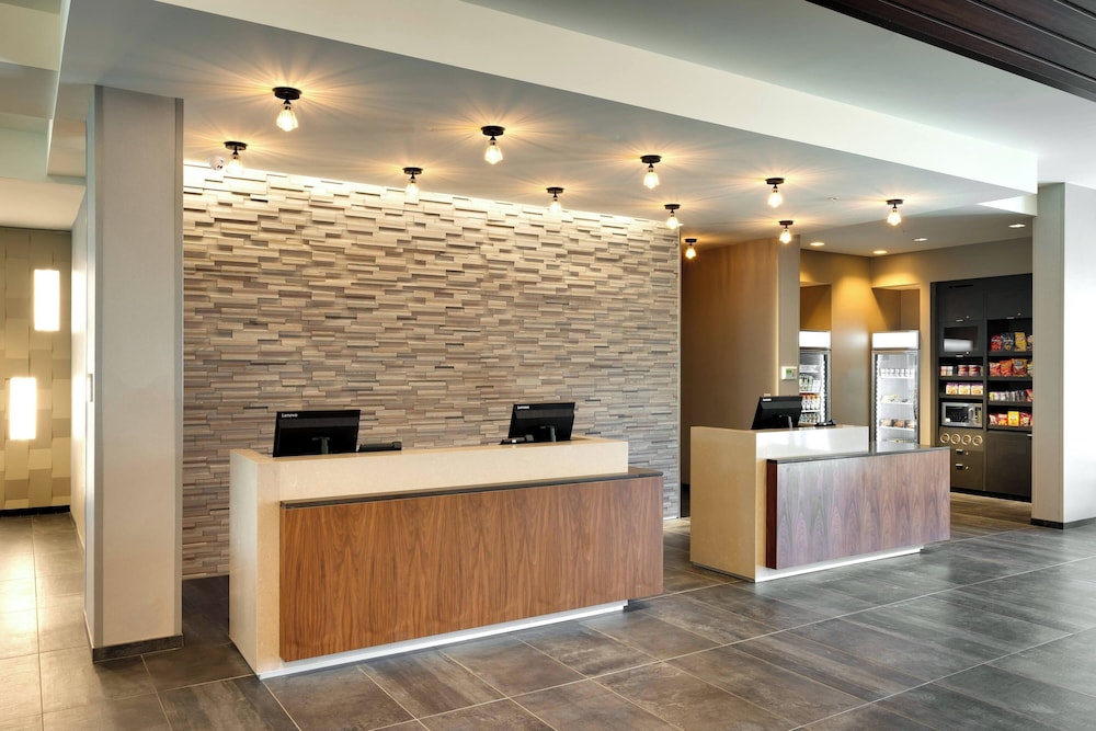 Courtyard by Marriott Los Angeles LAX Hawthorne - photo 8