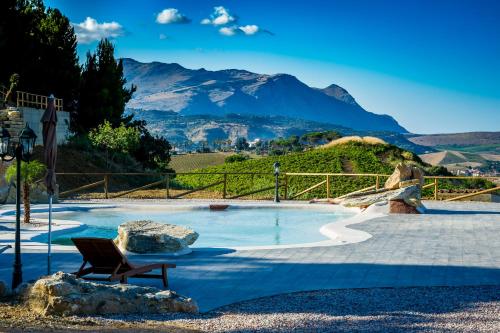 Agriturismo Antichi Granai — 4-Star Luxury Hotel in Calatafimi, Italy