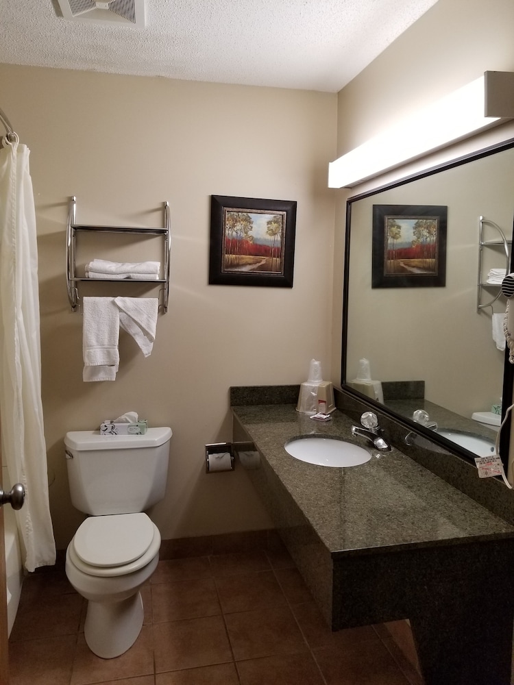Prairie Inn - photo 17