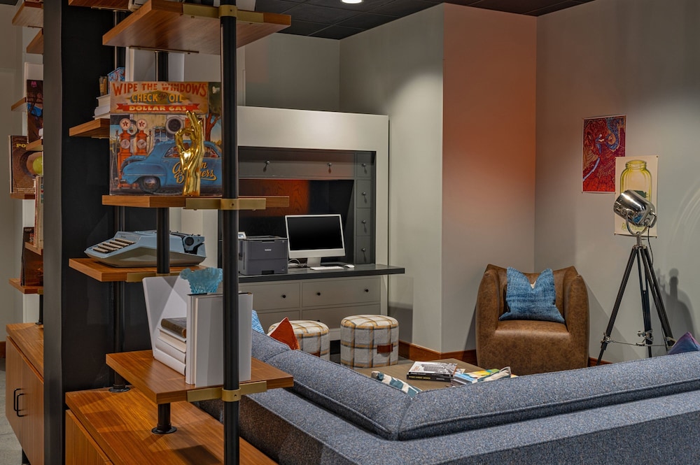 Moxy Phoenix Downtown - photo 7