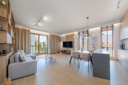 Rolling Stone Nadmorski Dwor Premium — 4-Star Luxury Hotel in Gdansk, Poland