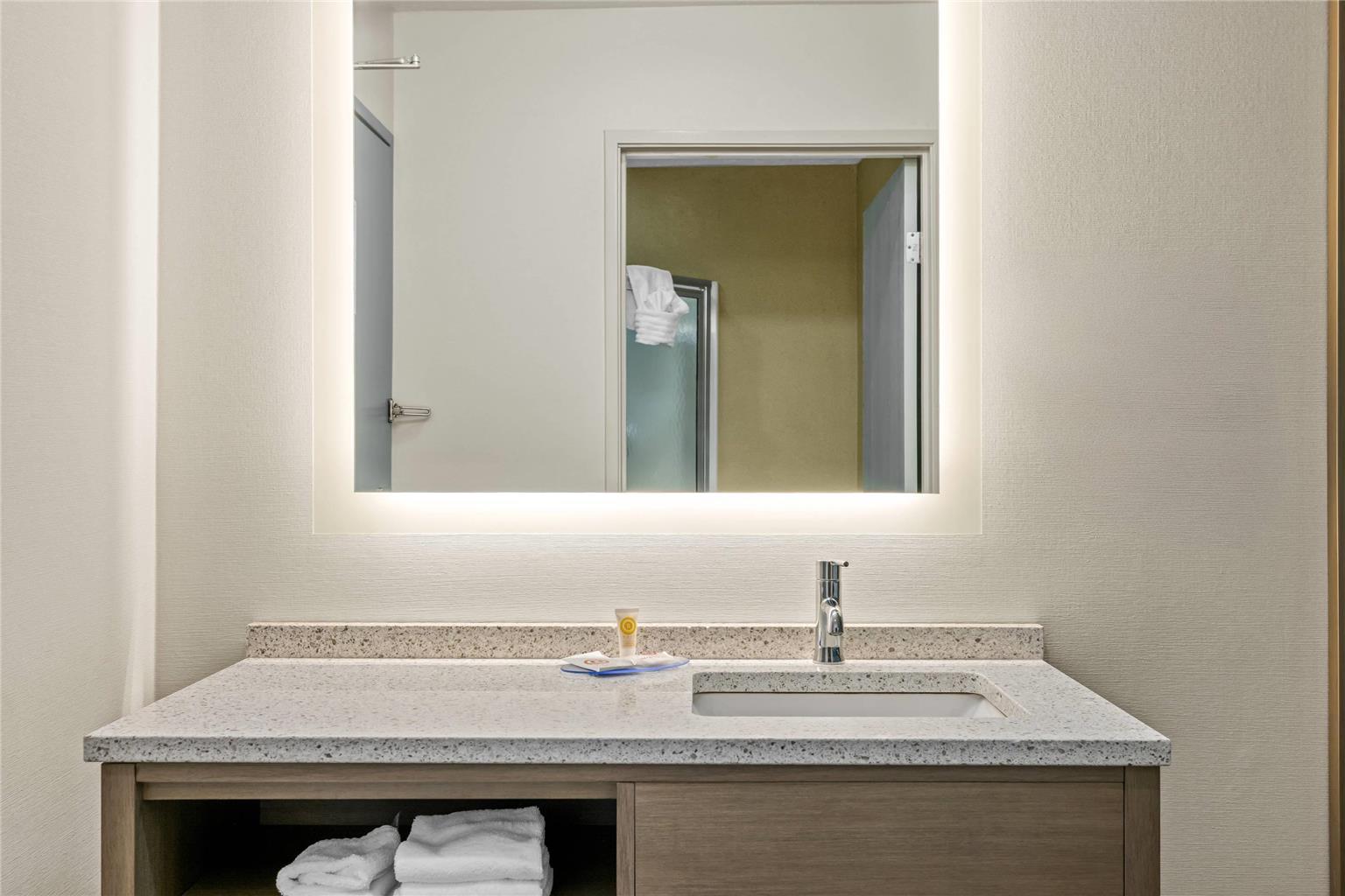 Comfort Inn Traverse City - photo 10