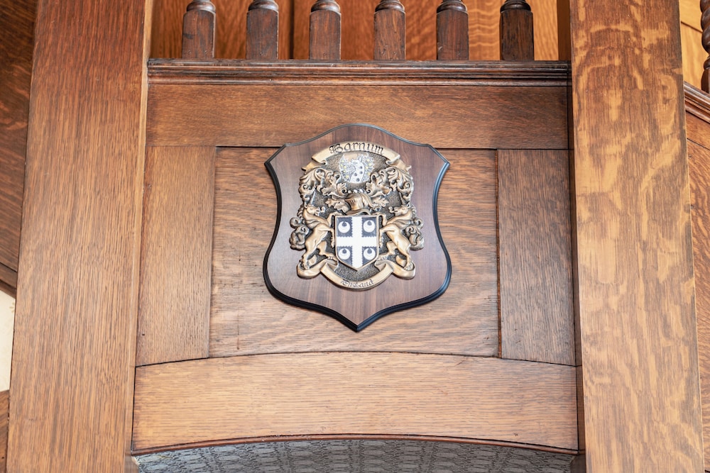 Historic GG Barnum Mansion by Heirloom Boutique Collection - photo 59