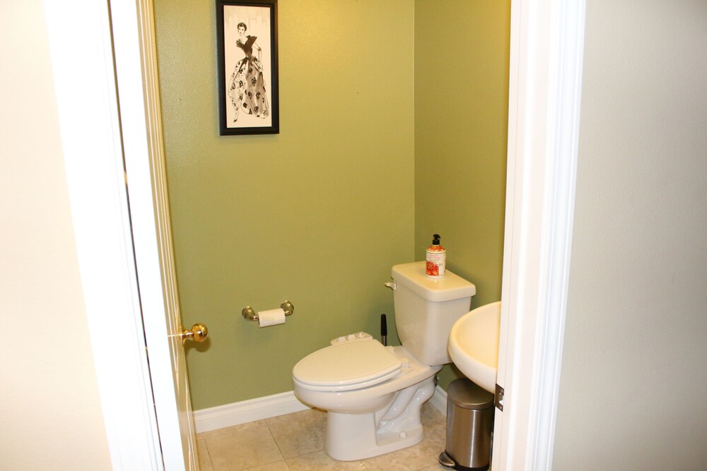 Irvine Property 1 - photo 21