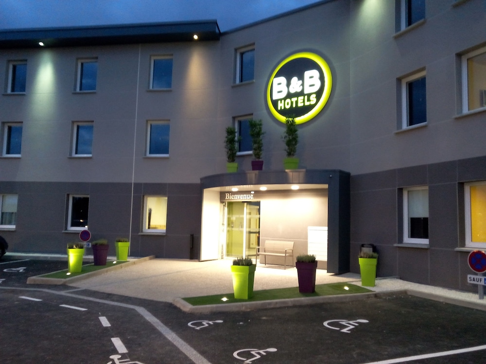 B&B Hotel Clermont Ferand Nord Riom - carbon neutral hotel in Riom