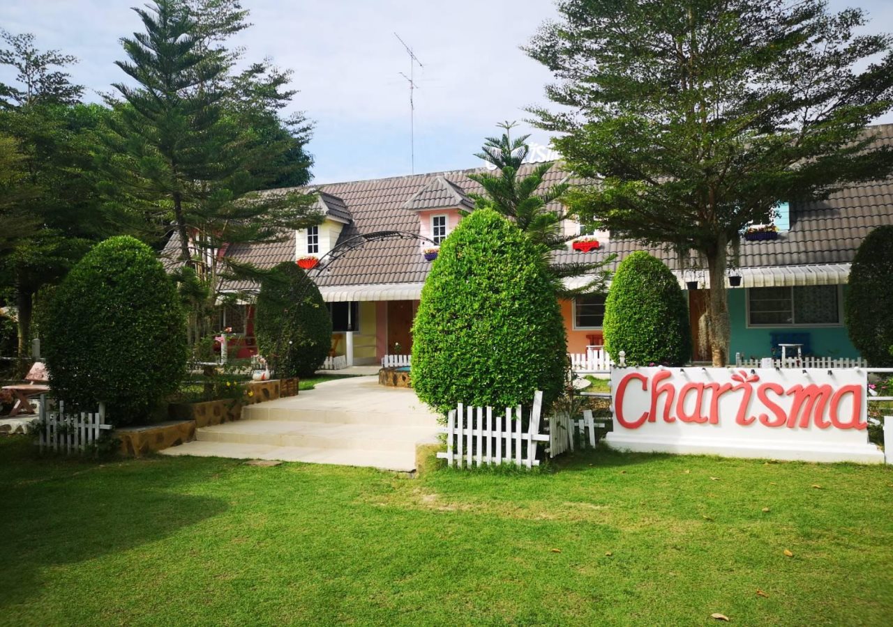 Charisma Resort - carbon neutral hotel in Suan Phueng