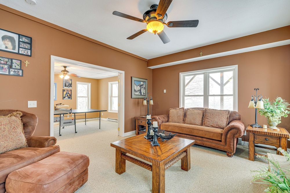 2 Mi to Ski Resort: Beech Mtn Home w Fire Pit - photo 23