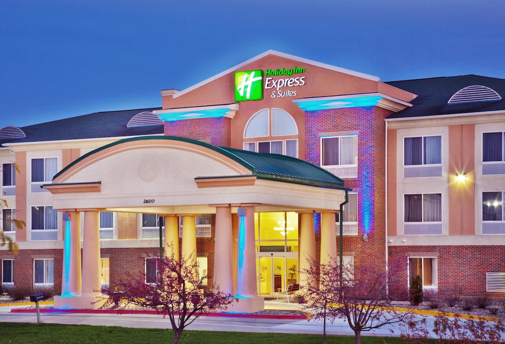 Holiday Inn Express & Suites Ames by IHG - photo 27