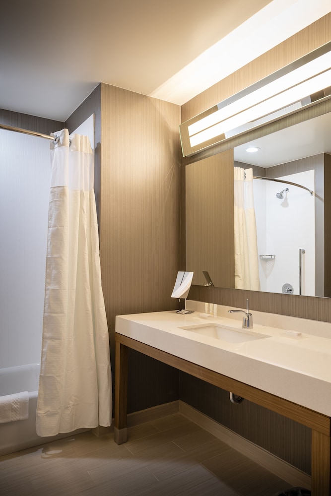 Courtyard by Marriott Salt Lake City Cottonwood - photo 29
