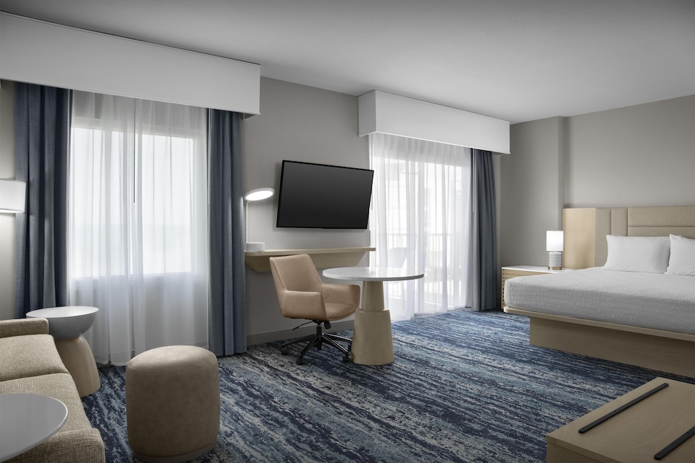 Hampton Inn & Suites Ocean City Bayfront Convention Center - photo 20