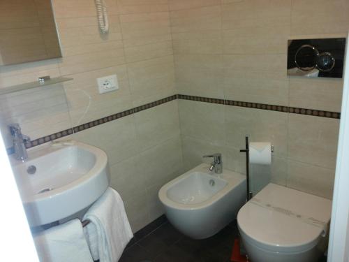 Esquire Inn Roma