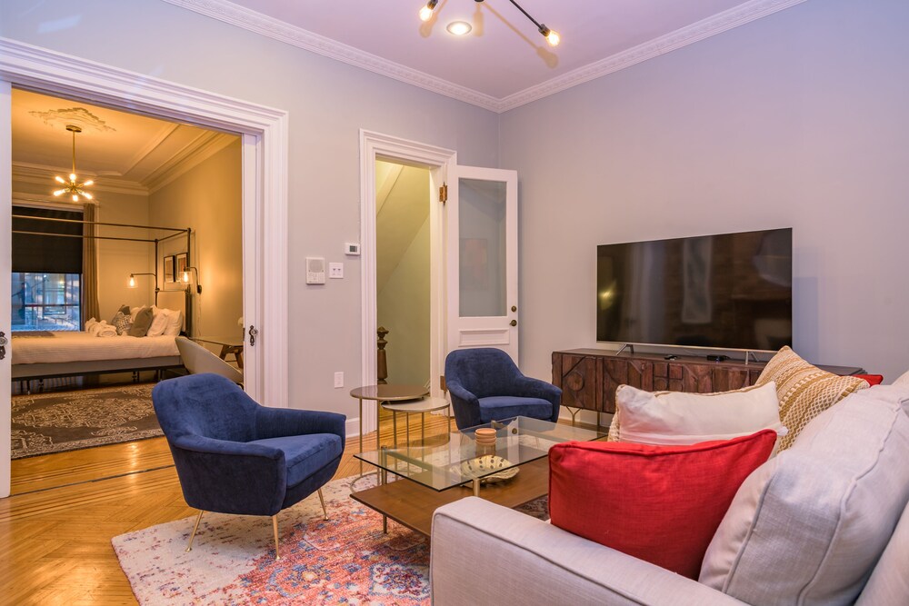 Deedee's Brownstone Van Vorst Park - photo 29