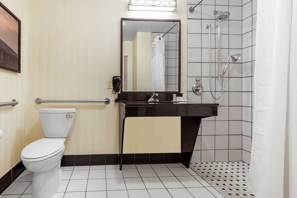 Fairfield Inn & Suites by Marriott Rockford - photo 18