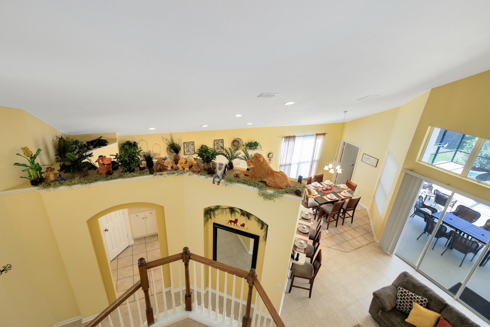 Fantastic Resort 5BR House South Facing Pool Spa - photo 18