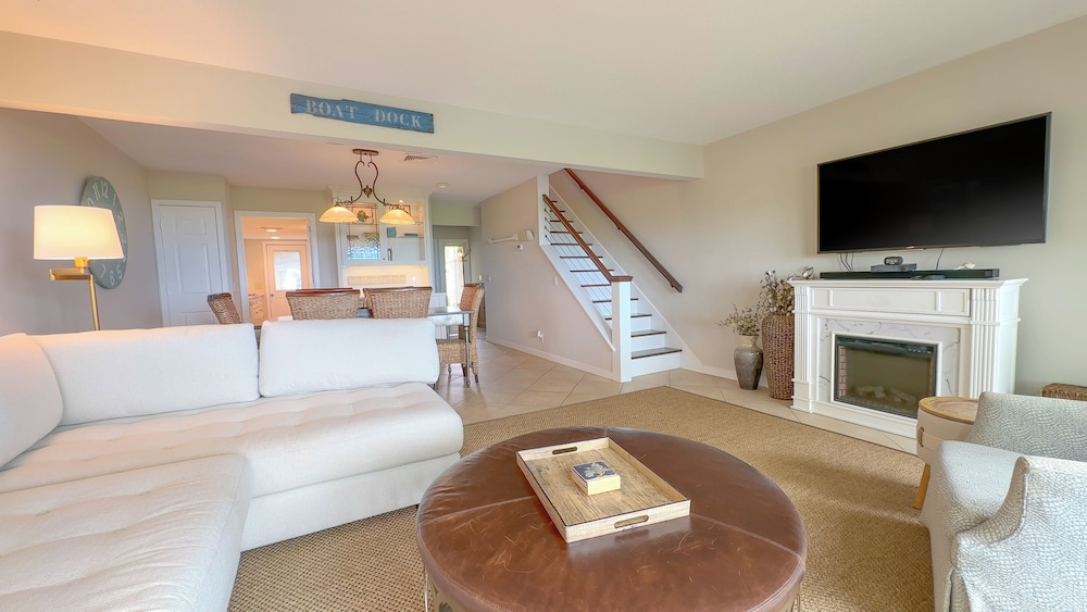 744 Schooner Court at The Sea Pines Resort - photo 5