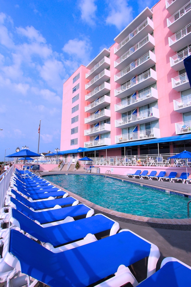 Port O Call Hotel - photo 40