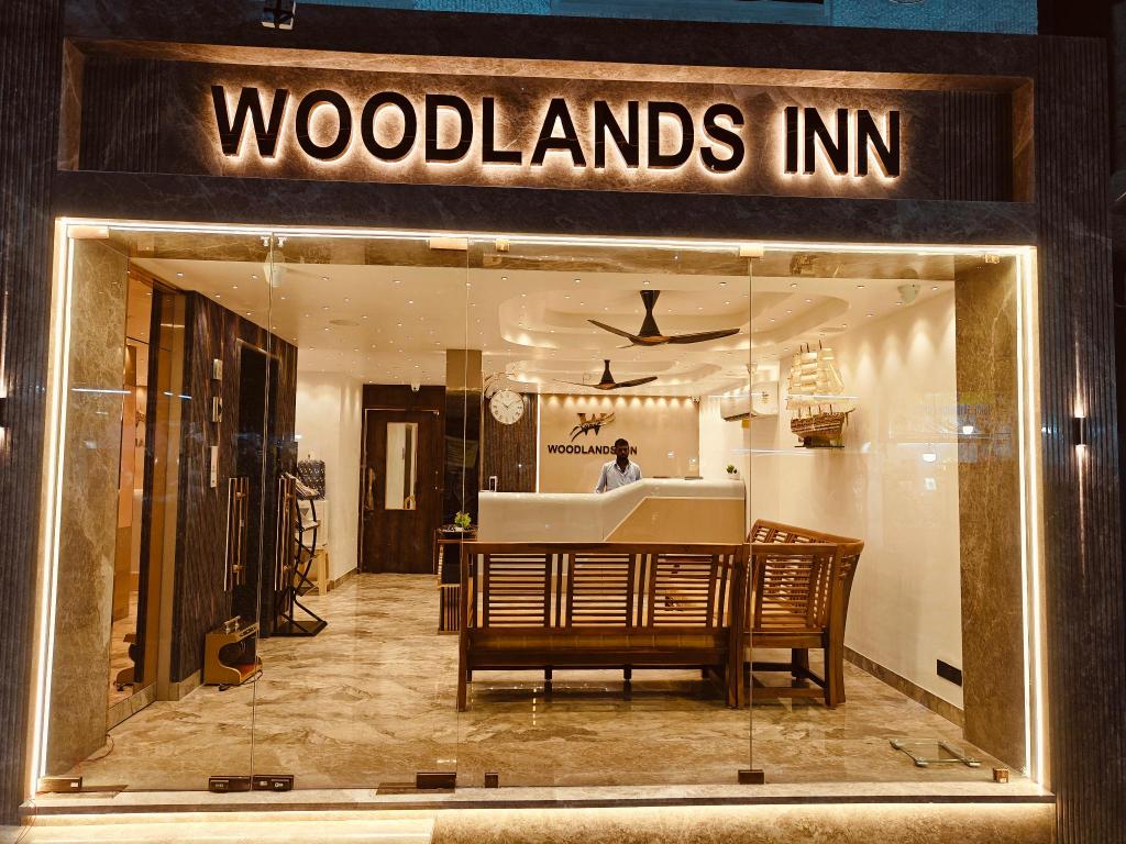 Woodlands Inn - last minute hotel in Chennai