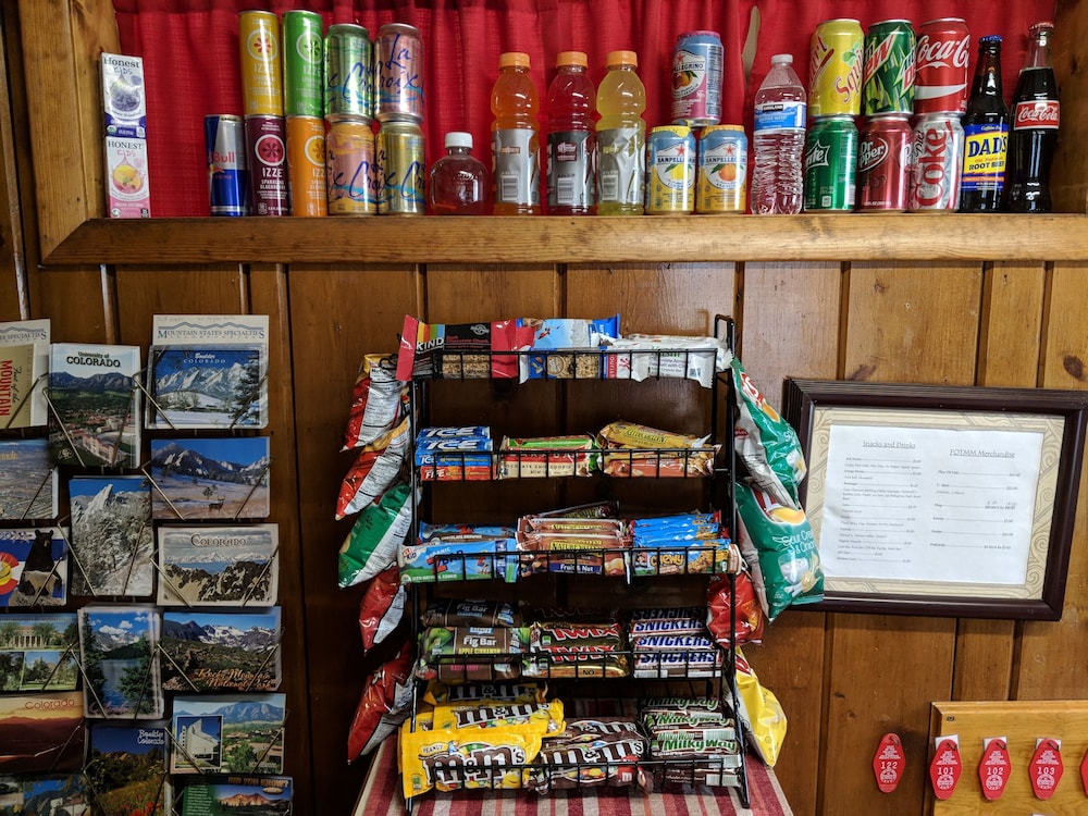 Foot of the Mountain Motel - photo 44