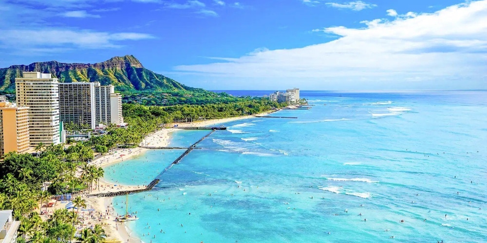 Diamond Head Beach Hotel - featured photo