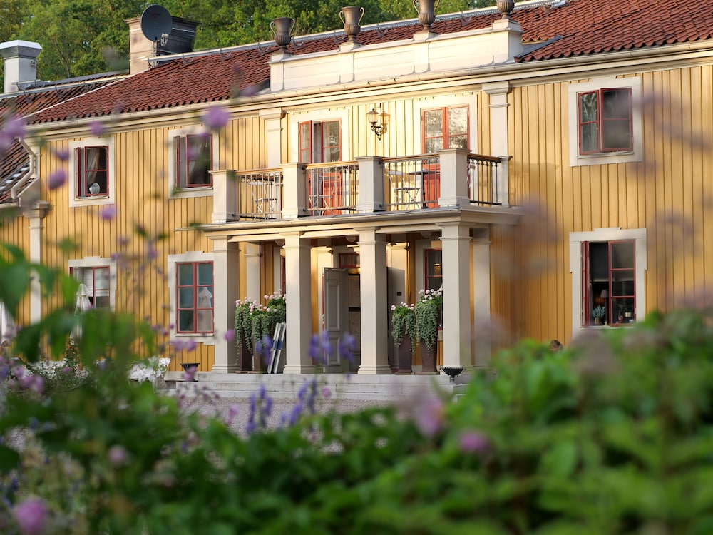 Dufweholms Herrgård in Katrineholm, Sweden