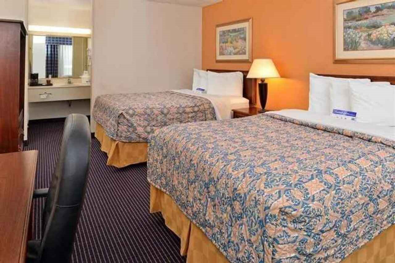 Heritage Inn & Suites by Capital O Baton Rouge I 10 - photo 3