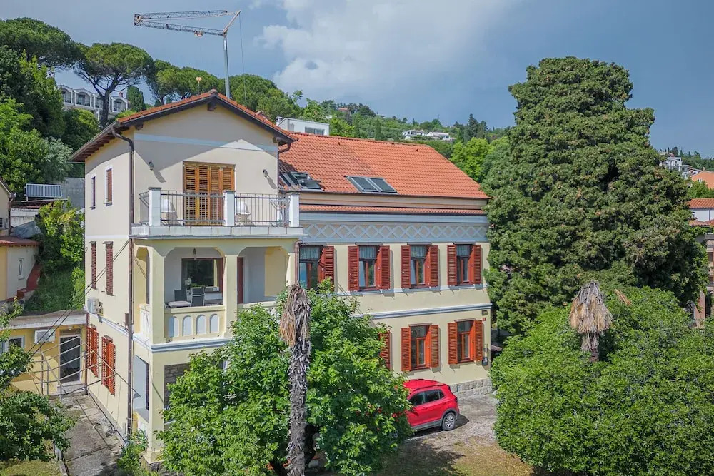 Villa Roma Portorose — 4-Star Luxury Hotel in Portoroz, Slovenia