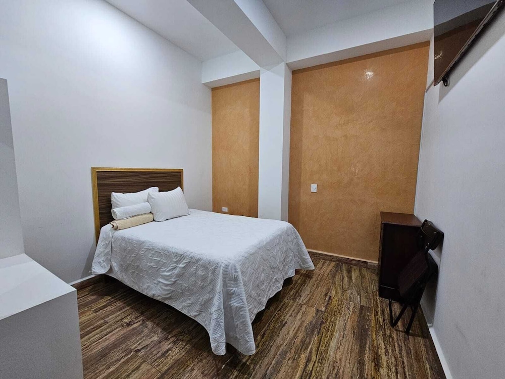 Hotel Familiar Abejac — Brisas De Zicatela — photo 2