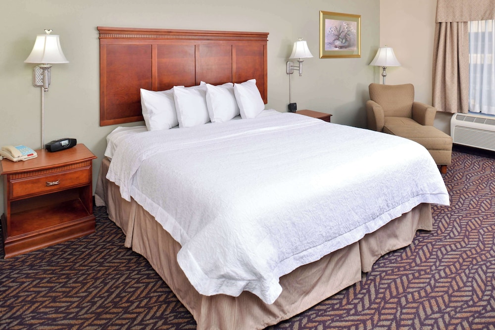Hampton Inn & Suites Dayton Vandalia - photo 40