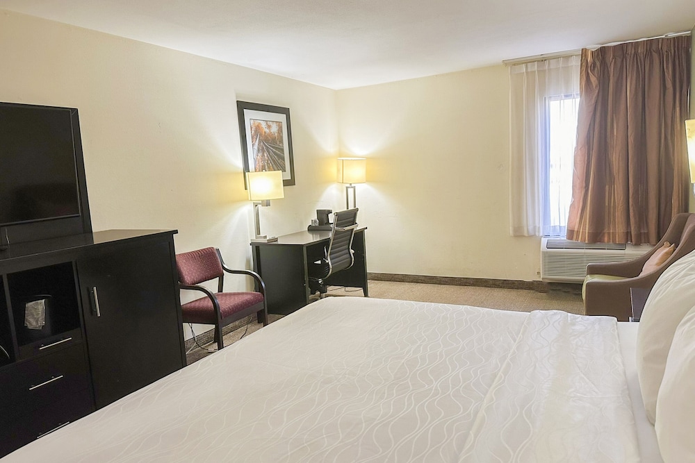 Oyo Hotel Rome West Ga - photo 13