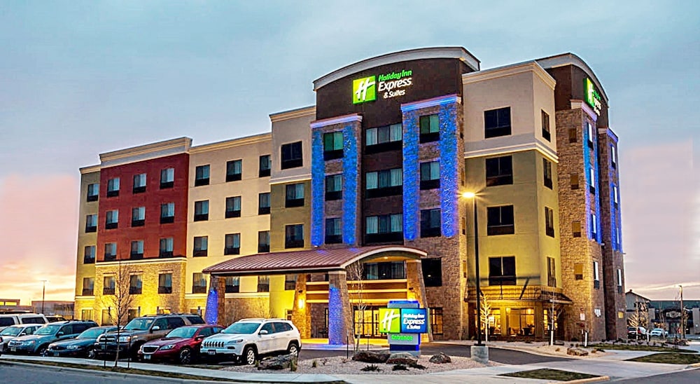 Holiday Inn Express & Suites Billings by IHG - photo 48