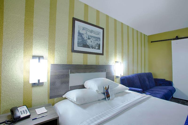 Travelodge by Wyndham Phoenix Downtown - photo 39