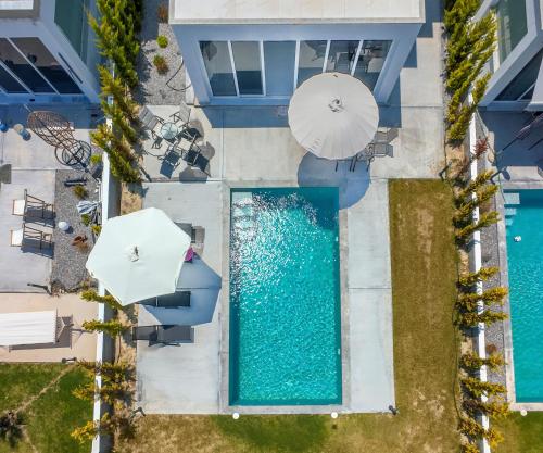 Canela Villa Pefkochori — 4-Star Luxury Hotel in Pefkochori, Greece
