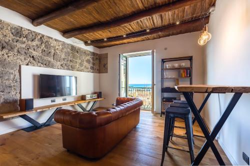 Starhost Minerva Suite Seaview — 4-Star Luxury Hotel in Salerno, Italy