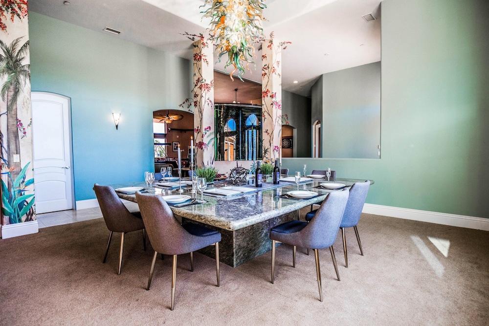Mermaid by Avantstay Private Estate w Pool Volleyball & Arcade - photo 24